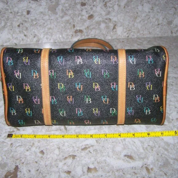 Dooney & Bourke VTG DB Monogram Barrel Bag - Picture 3 of 13
